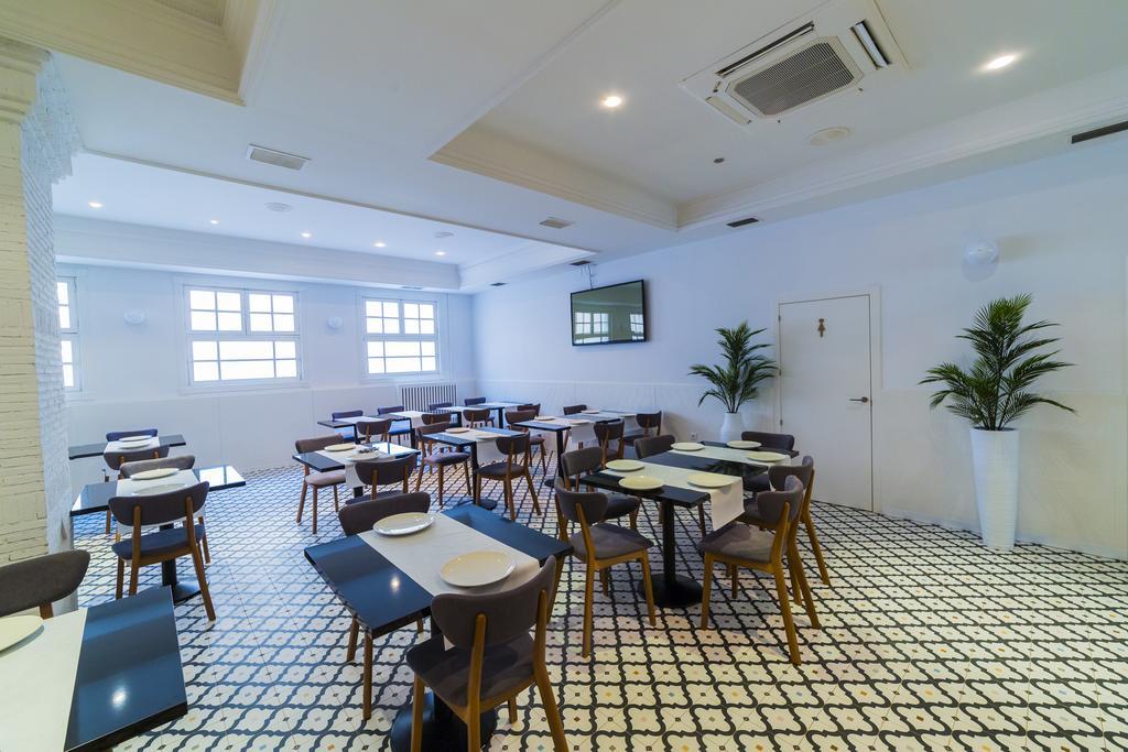 Hospedium Hotel Canitas Maite Gastronomico Casas Ibanez Bagian luar foto